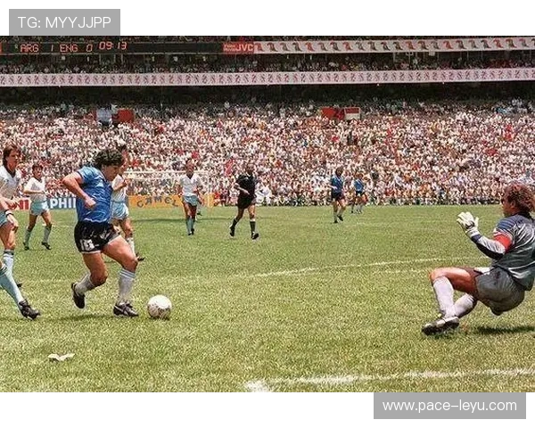 连过11人破门的足球传奇球星盘点及精彩瞬间回顾